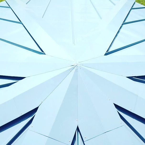 Metal ridge cap