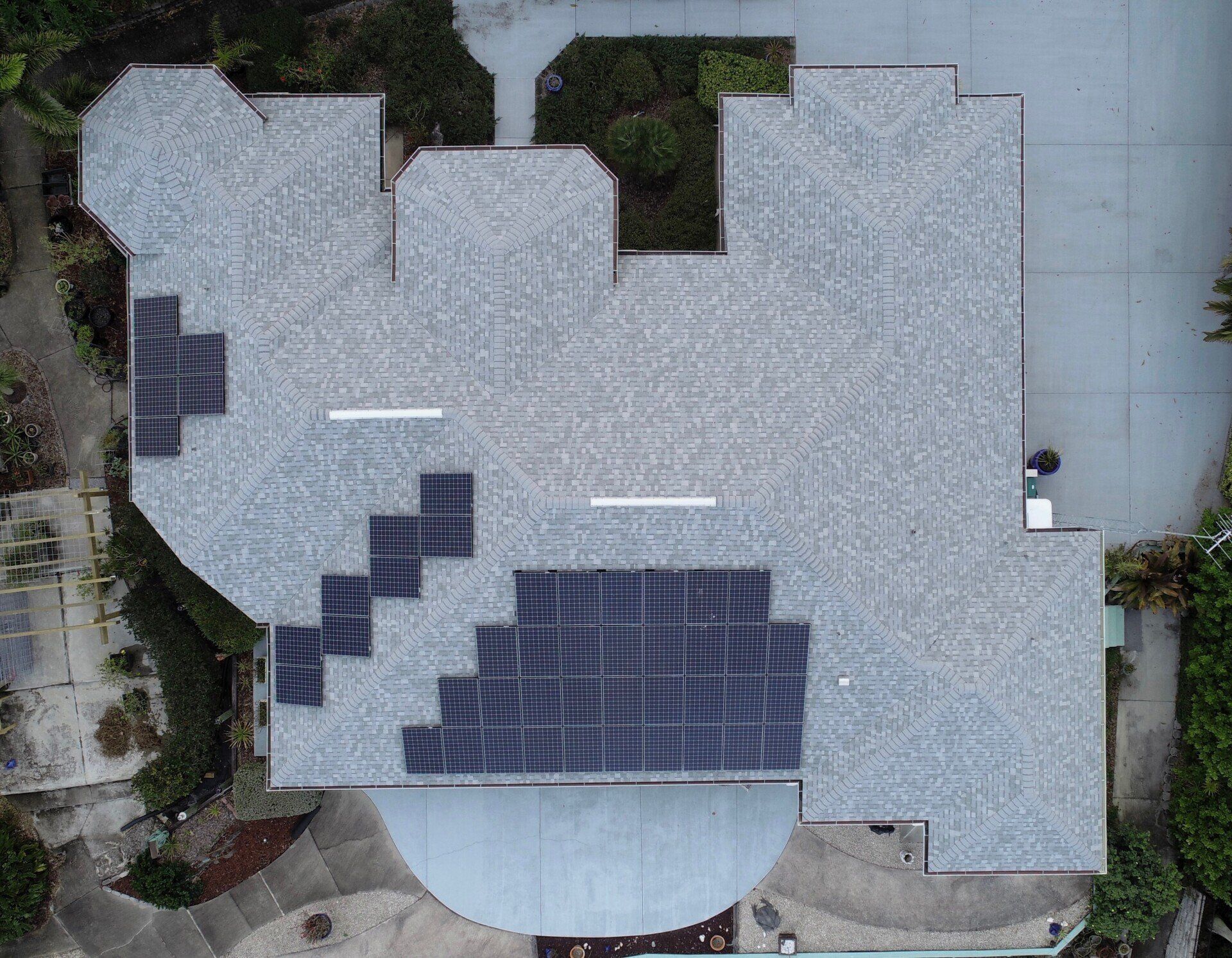 Big Shingle Roof