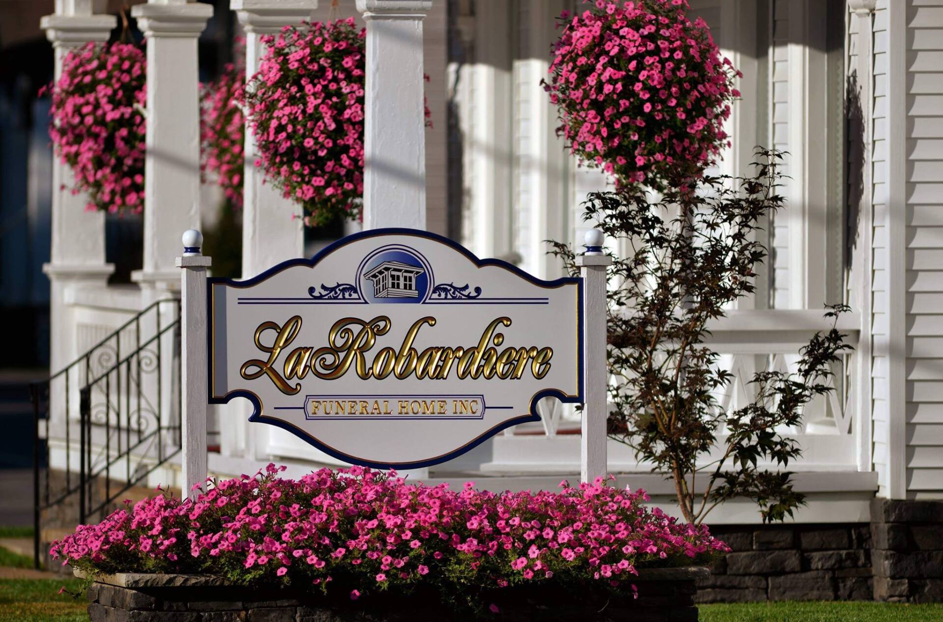 LaRobardiere Funeral Home Proudly Caring for Camden, NY(00)