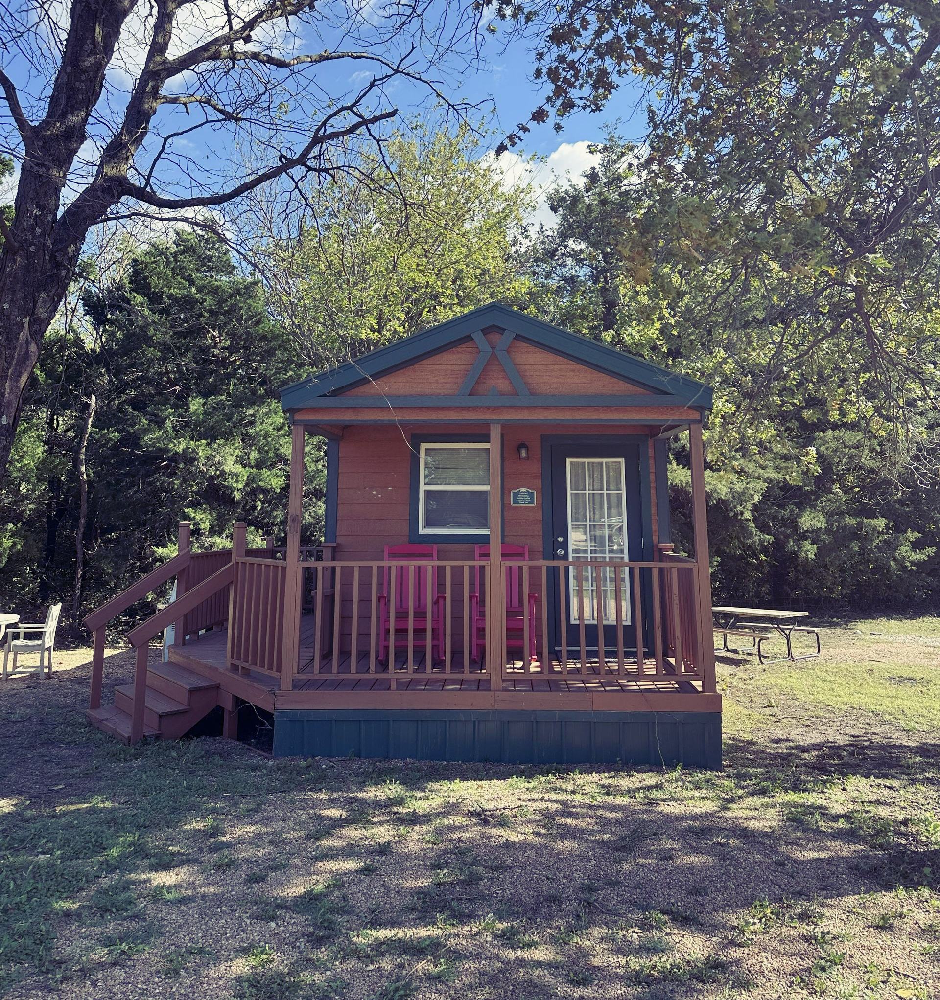 Cabin 2 - Outside