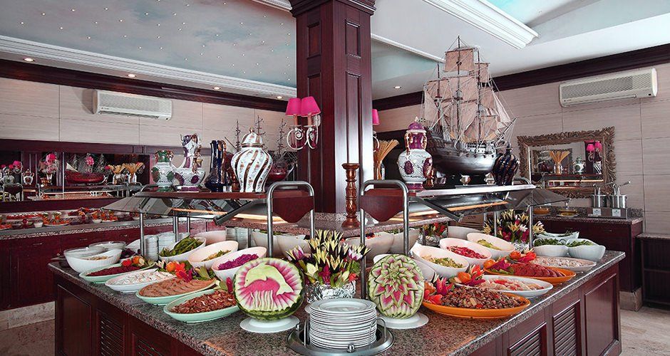 Cactus Mirage Hotel, Eating&Drinking
