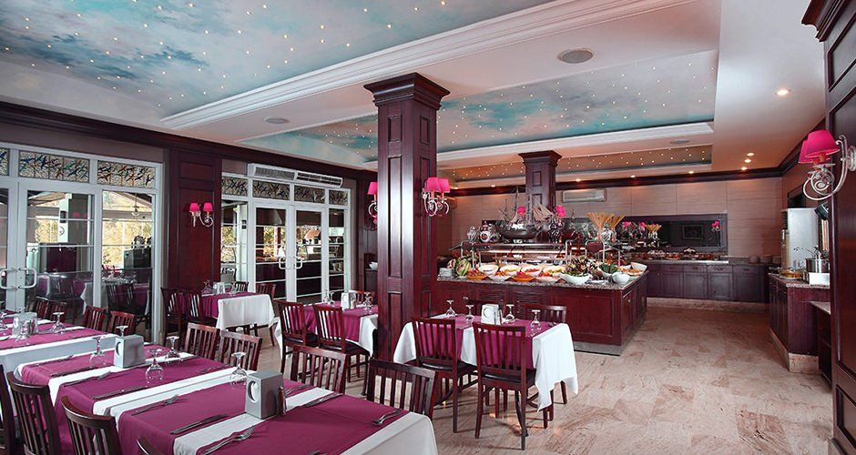 Cactus Mirage Hotel, Eating&Drinking