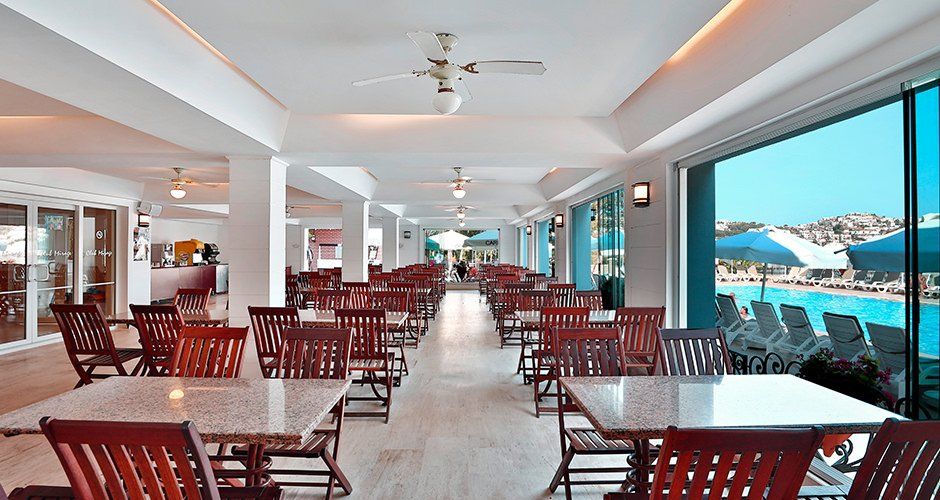 Cactus Mirage Hotel, Eating&Drinking