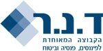 לוגו כחול לבן עם יהלום באמצע.