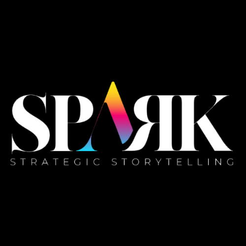 הלוגו לסיפור אסטרטגי הוא על רקע שחור.