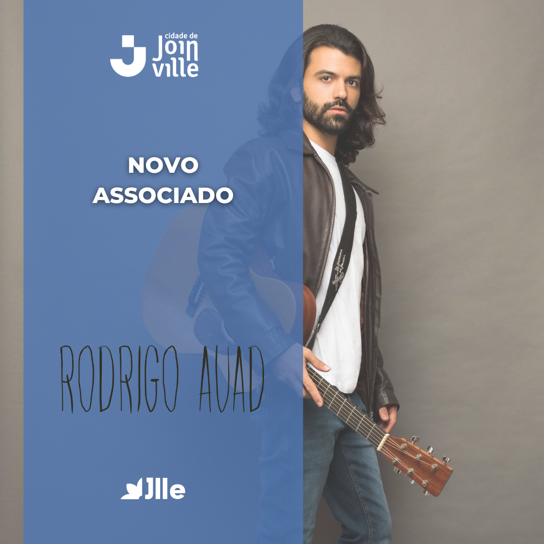 Joinville CVB dá as boas-vindas ao novo associado Rodrigo Auad
O Joinville Convention & Visitors Bureau tem o prazer de anunciar a chegada de Rodrigo Auad como novo associado da entidade.
Reconhecido como uma referência em entretenimento de alto padrão para eventos corporativos, congressos e feiras em Joinville e região, Rodrigo Auad se destaca pela criação de experiências artísticas exclusivas, pensadas para valorizar cada momento do evento.
Com uma trajetória marcada pela aclamada turnê “Primavera”, o artista apresenta um repertório versátil que transita entre MPB, Pop e influências internacionais, sempre adaptado com sensibilidade ao perfil do público e aos objetivos de cada projeto. Essa personalização garante apresentações alinhadas à identidade e à mensagem de cada evento.
Seja em formatos intimistas ou em grandes espetáculos personalizados, Rodrigo Auad mantém atenção minuciosa aos detalhes. Entre os serviços oferecidos estão shows corporativos, apresentações para jantares de gala, cerimônias de abertura e confraternizações, além de curadoria musical e produção artística completa, incluindo estrutura de palco e roteirização integradas ao conceito do evento.
Com carisma, profissionalismo e excelência artística, Rodrigo Auad transforma cada apresentação em uma experiência memorável, contribuindo para elevar o padrão dos eventos realizados na região.
 Saiba mais sobre o novo associado:
Instagram – Rodrigo Auad
