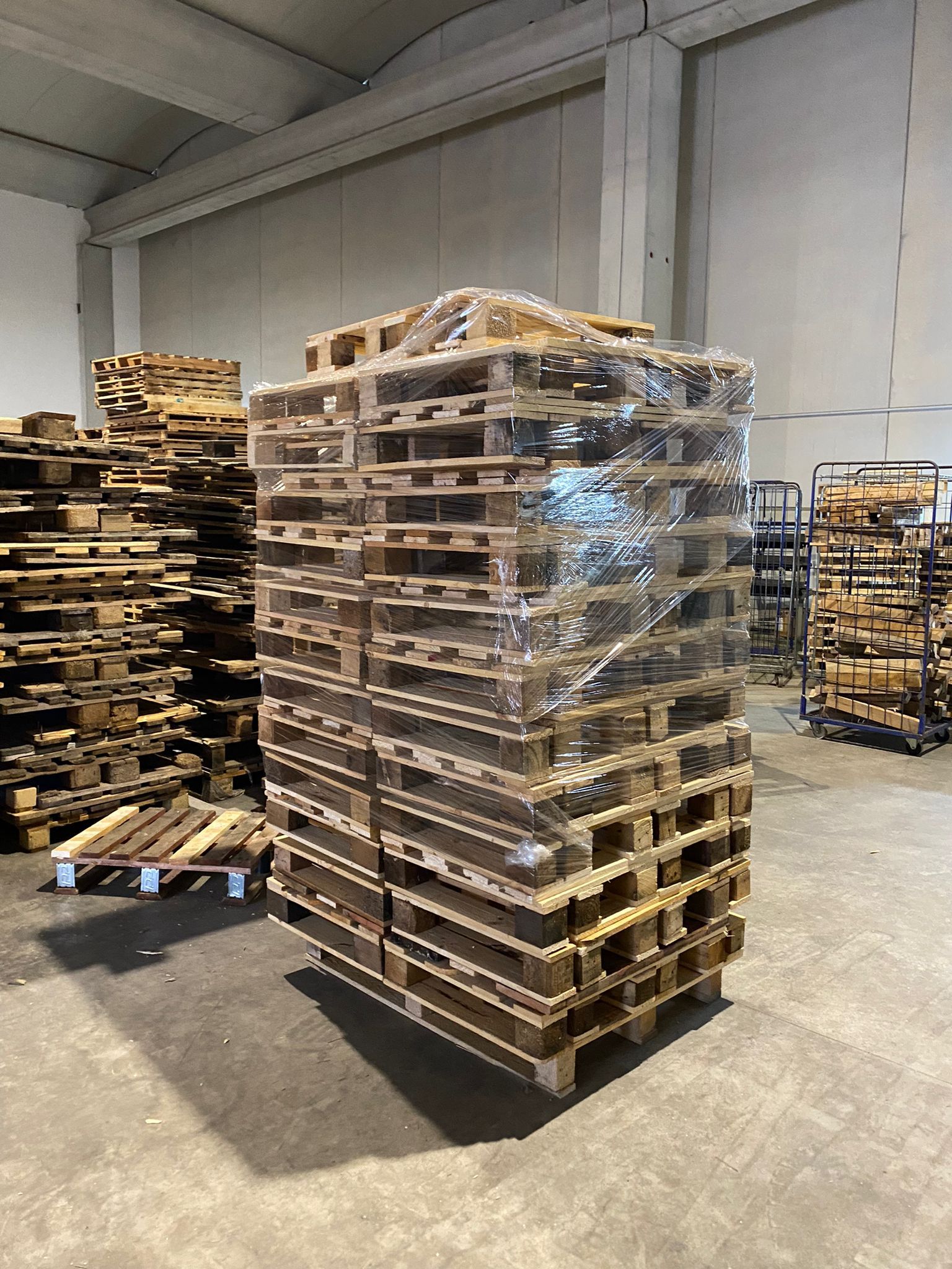 Produzione Pallets a Frattamaggiore e Casoria (NA) | F.B.S. PALLETS