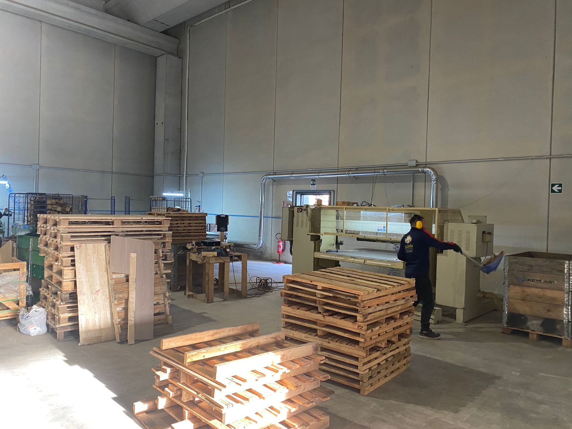 F.B.S. PALLETS VOLLA e CASORIA