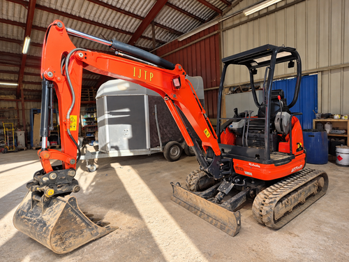 Pelle 2,5 tonnes