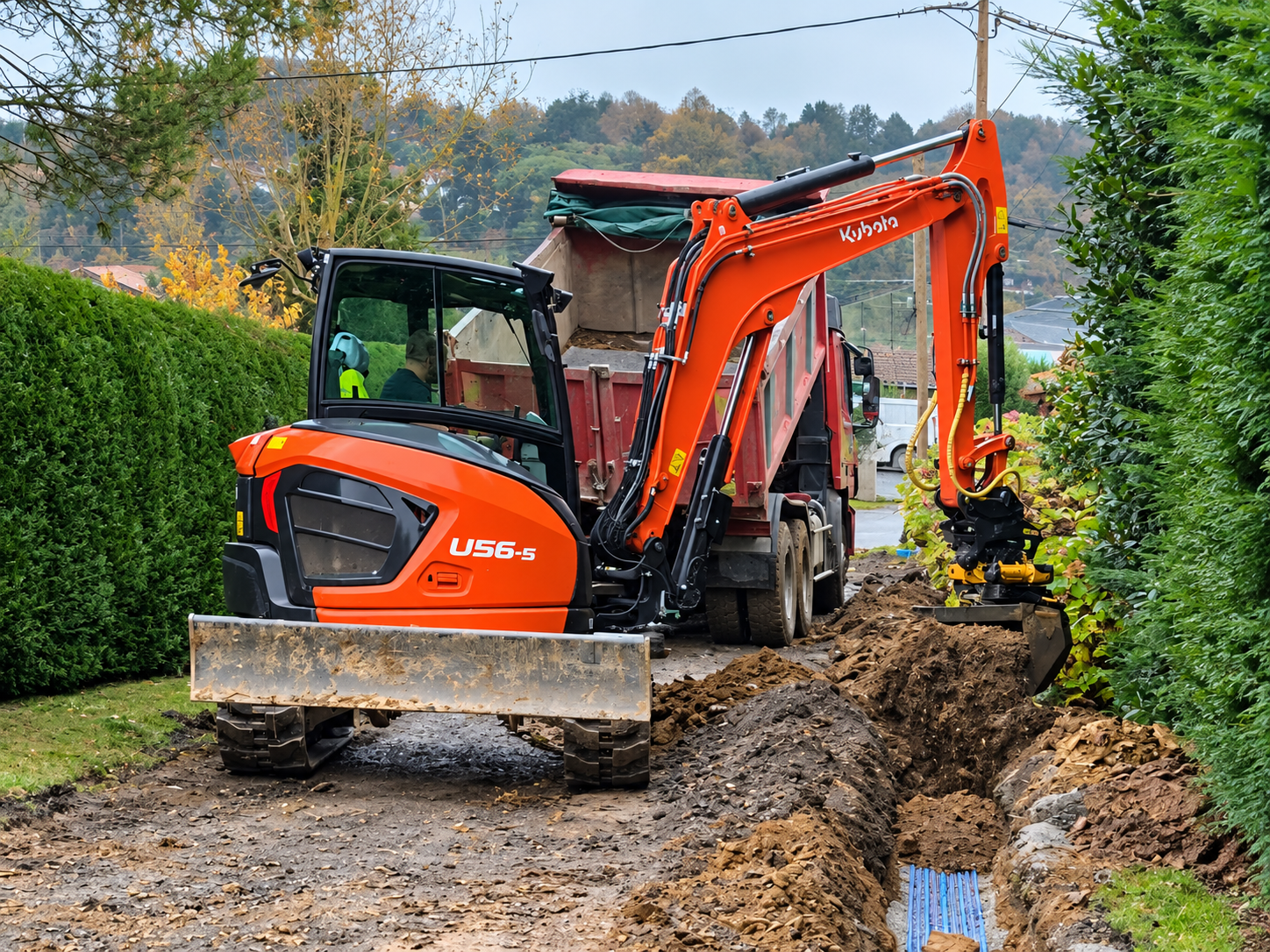Pelle 6 tonnes Rototilt sur chantier