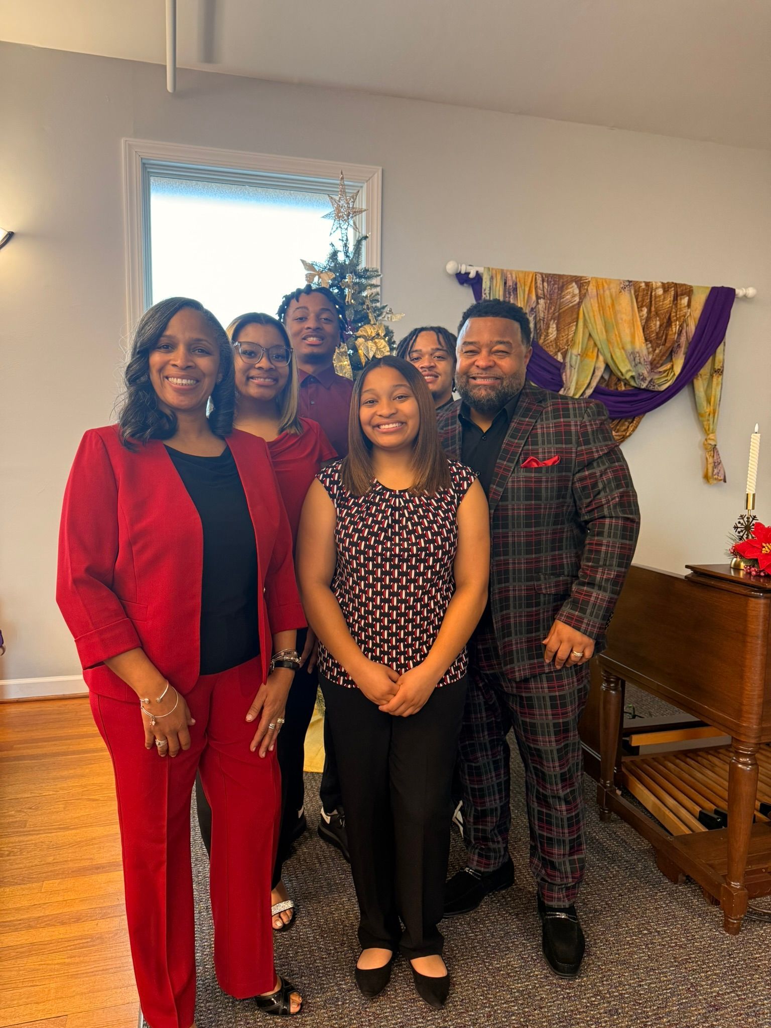 Picture of Rhodes family