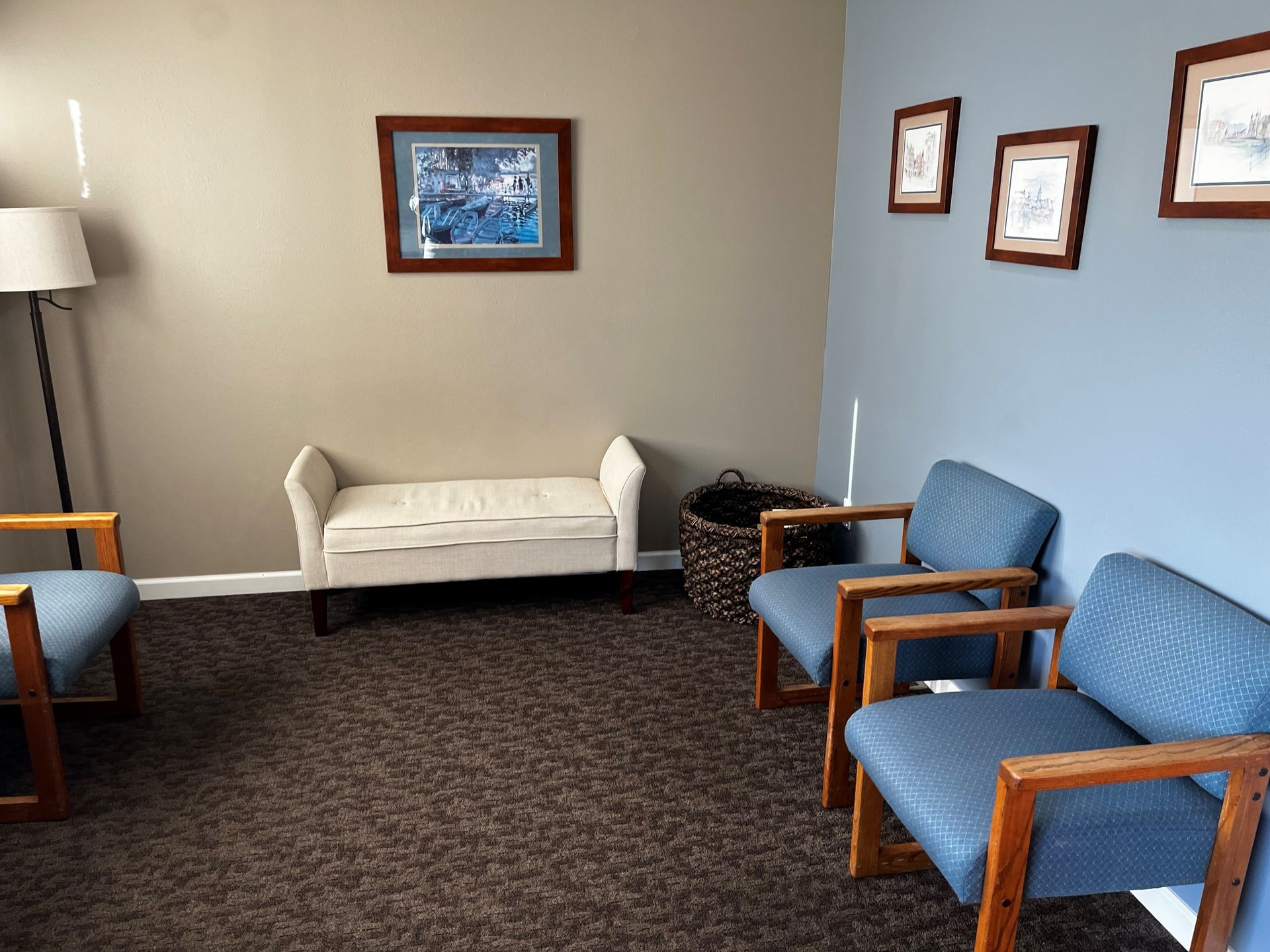 A waiting room of Lake Hills Family Dentistry