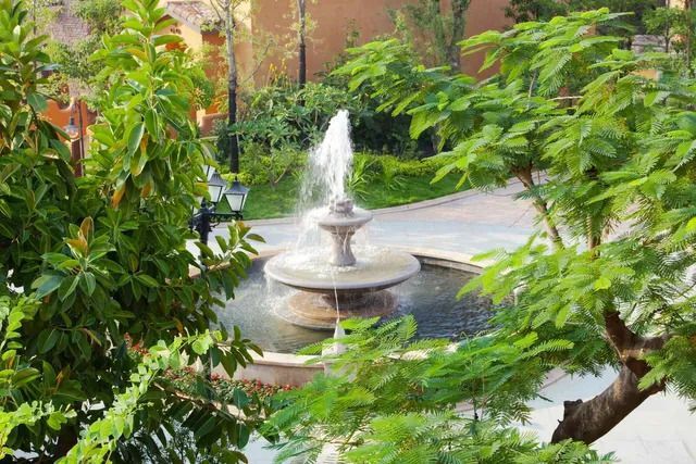 FOUNTAINS