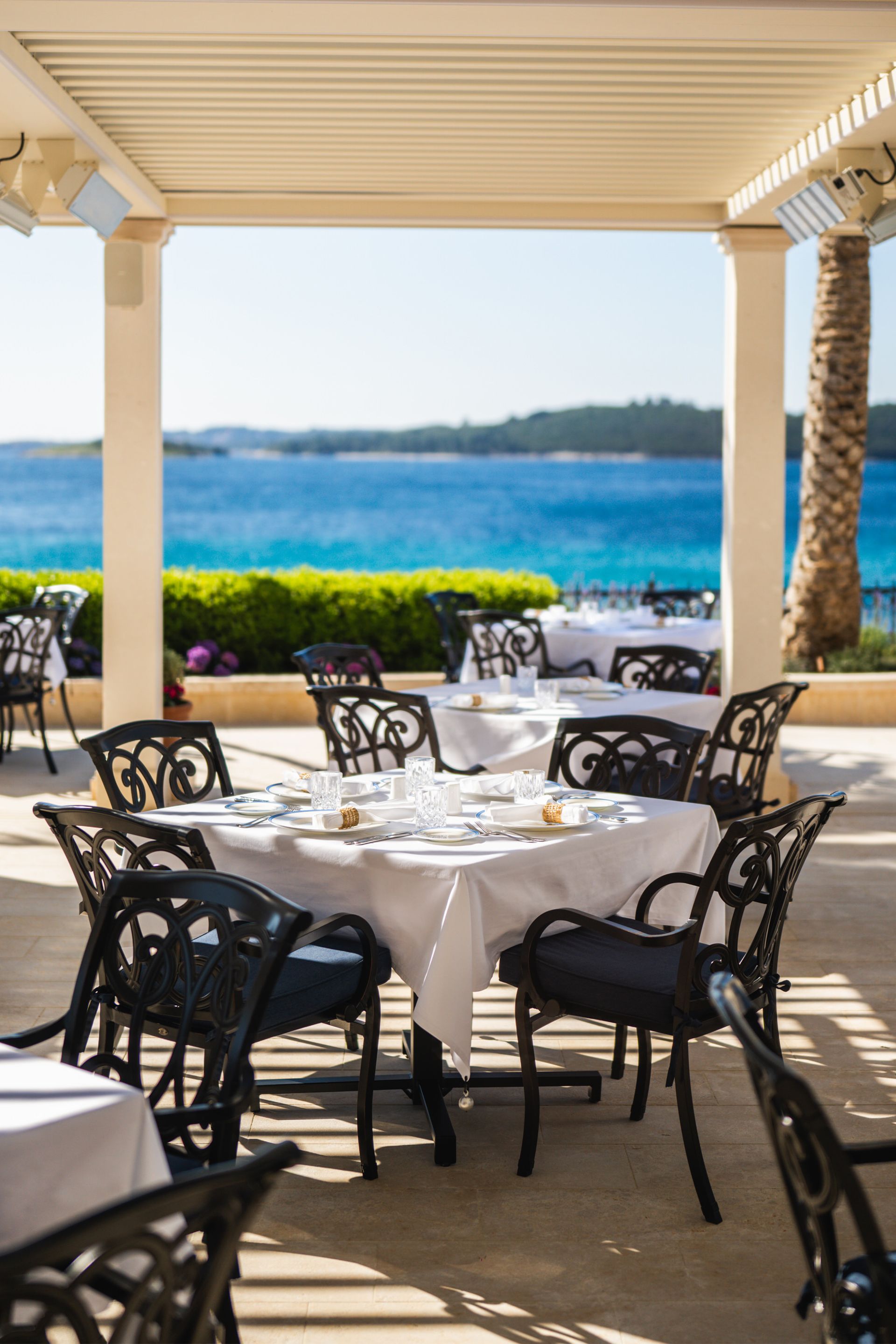 The Captain's Terrace Restaurant at Hotel Katarina