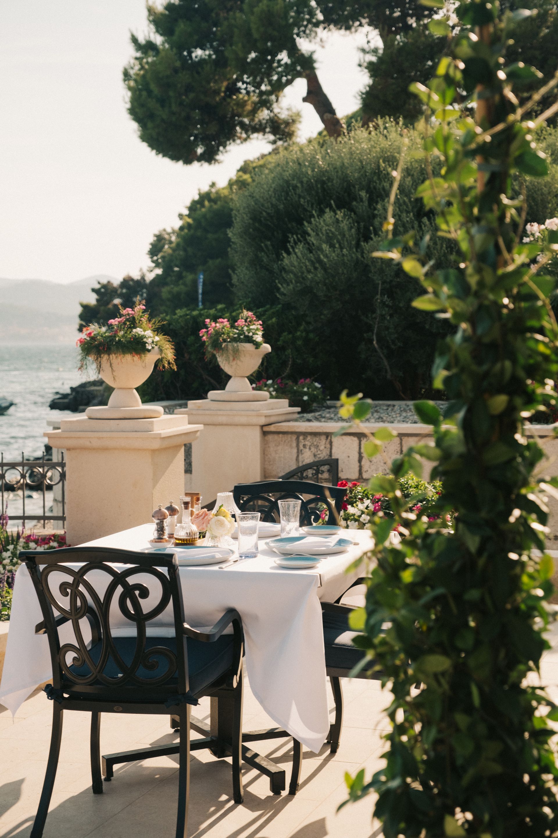 The Captain's Terrace Restaurant at Hotel Katarina