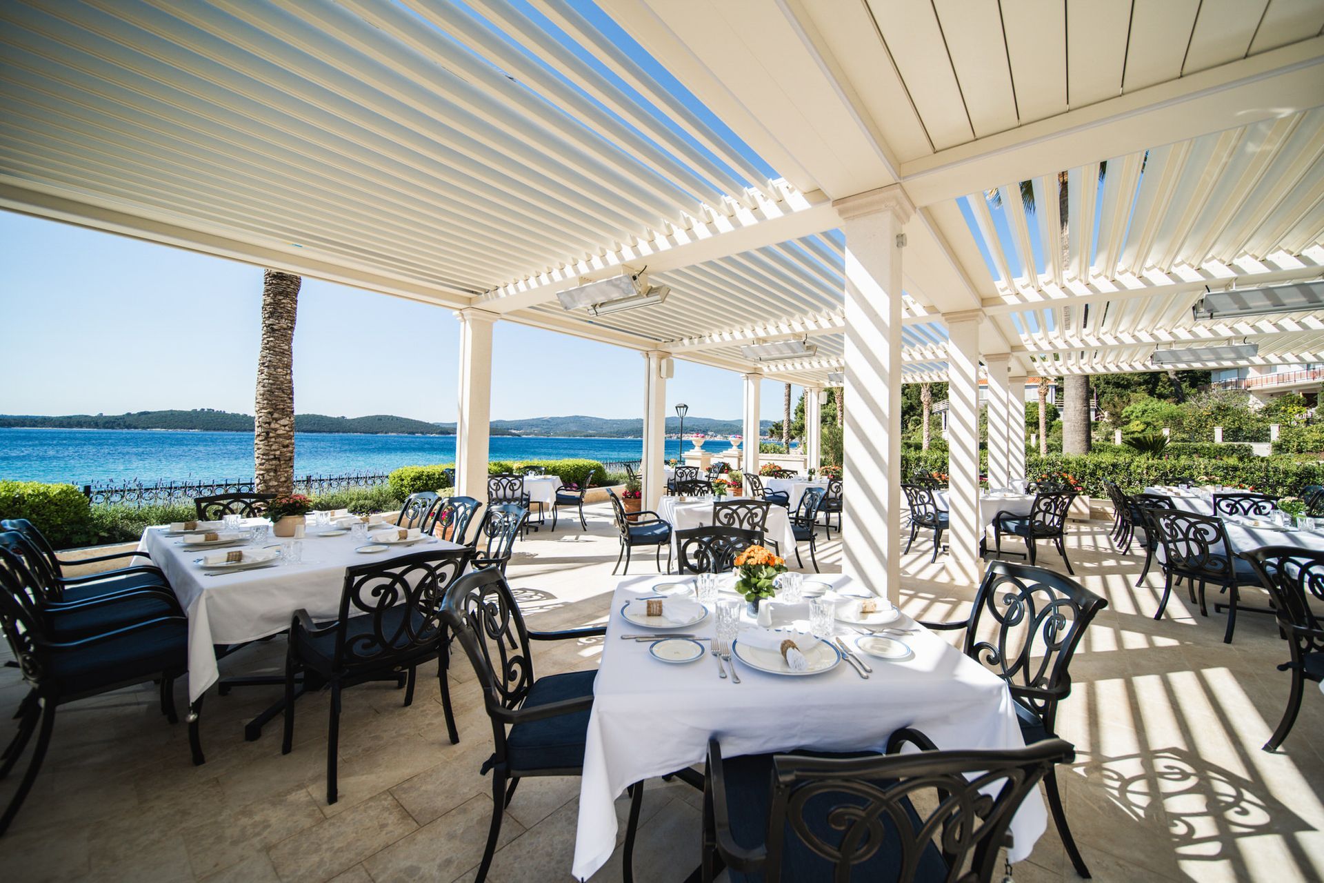 The Captain's Terrace Restaurant at Hotel Katarina