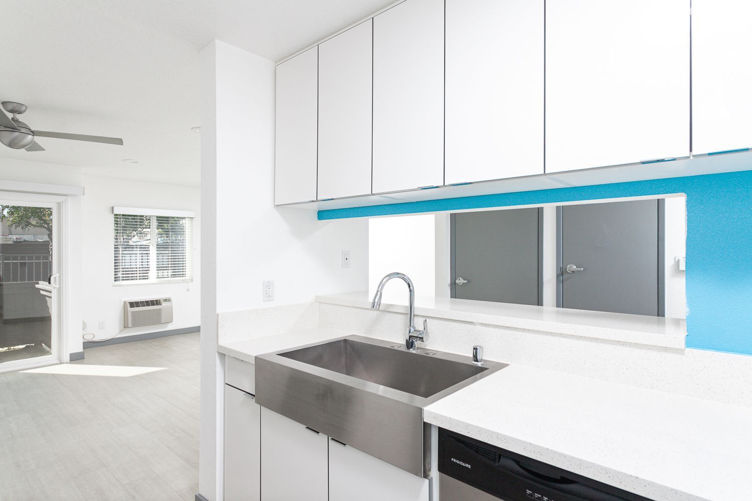 Sliding Photo Gallery Displaying Apartment Features - Kitchen