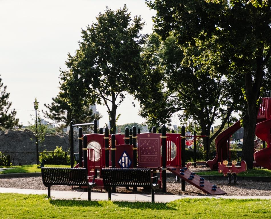 Elliot Park Playground
