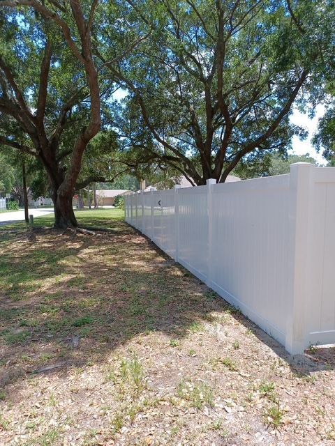 Vinyl Fencing 4