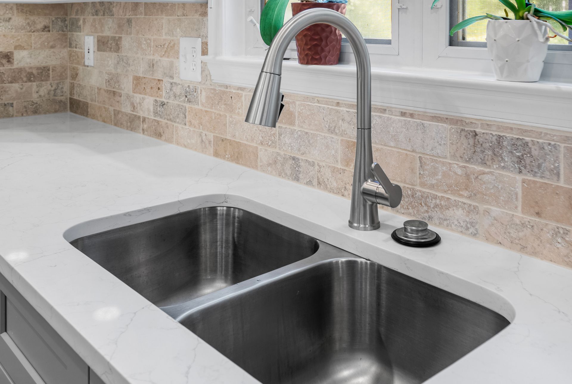 Modern kitchen makeover in the Lutherville-Timonium area by premier local contractor A-1 Renovations.