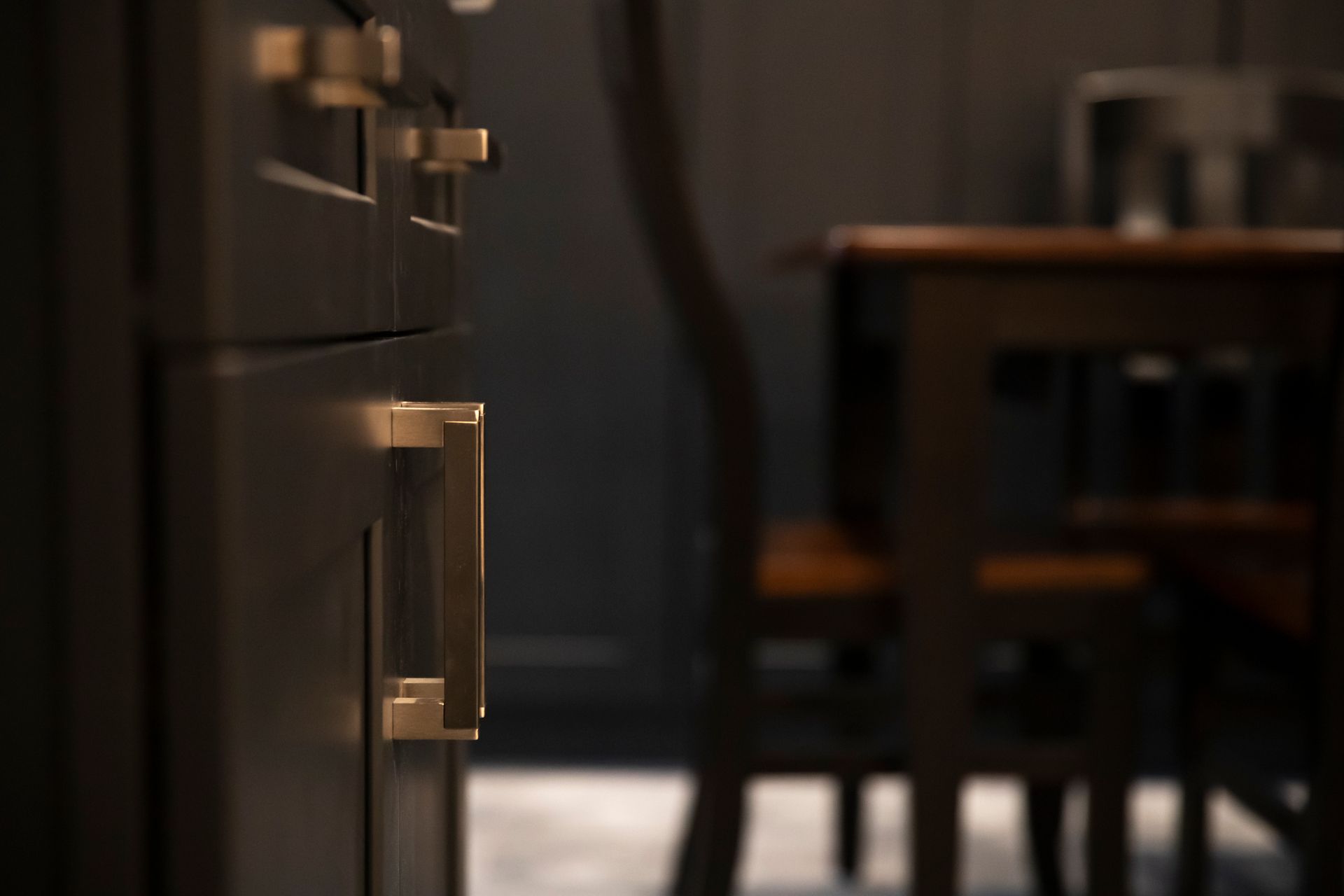 Expert kitchen remodeling focusing on layout efficiency and storage.