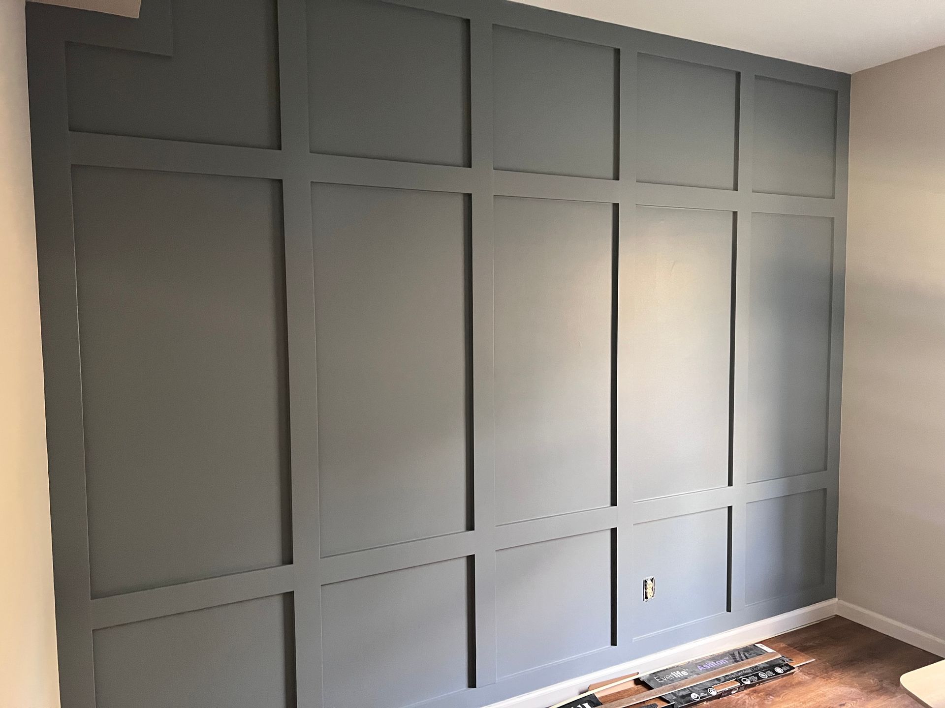 Wainscoting installation in Fallston home, with the wainscoting extending to the ceiling.