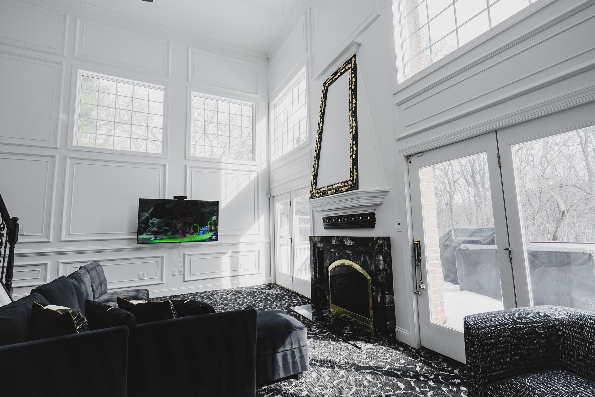 Modern Traditional Living Room Remodel: Custom Fireplace & Millwork