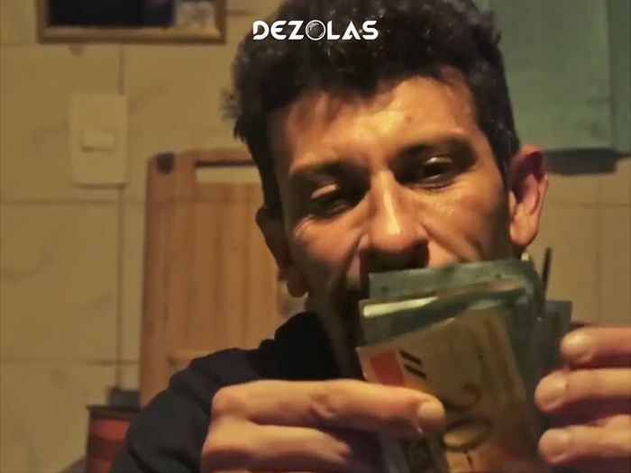 Dezolas na 83