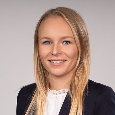 Teresa Vorbrugg, Vogel IT-Akademie