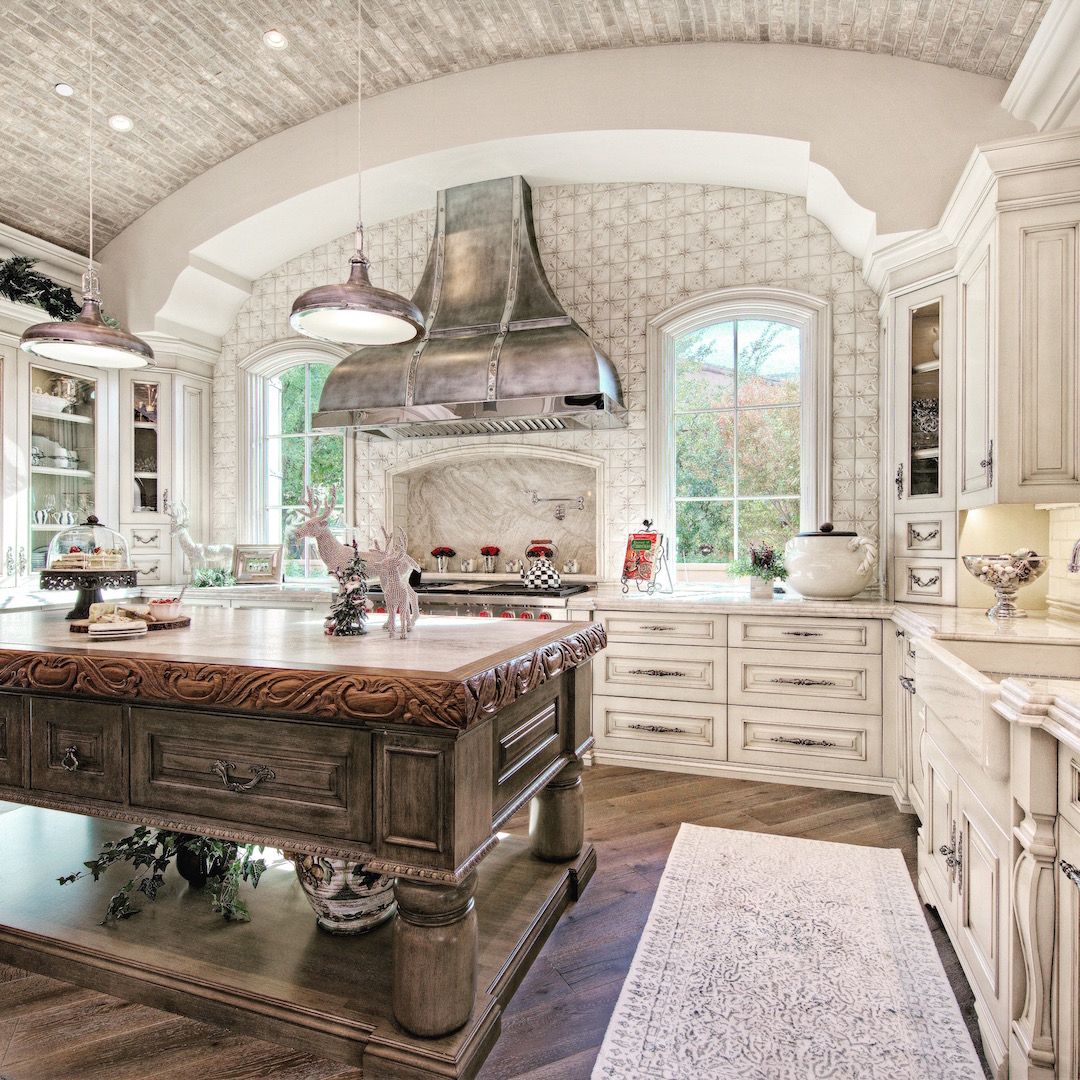 French Villa- Fratantoni Interior Designers