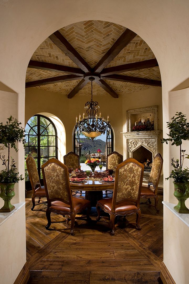Italian Villa - Fratantoni Interior Designers