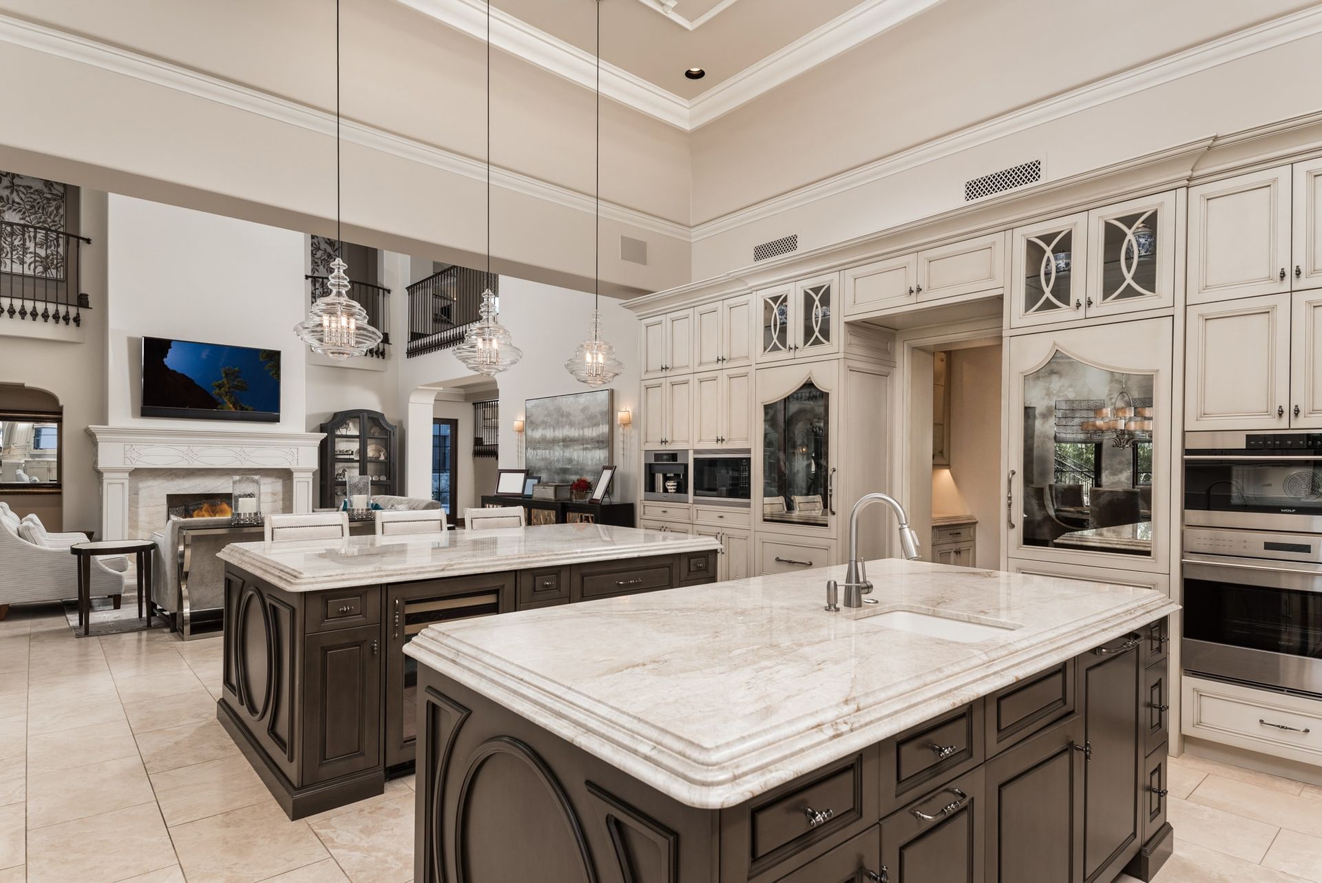 Two-Tone Kitchen Cabinets Two-Tone Kitchen Cabinets