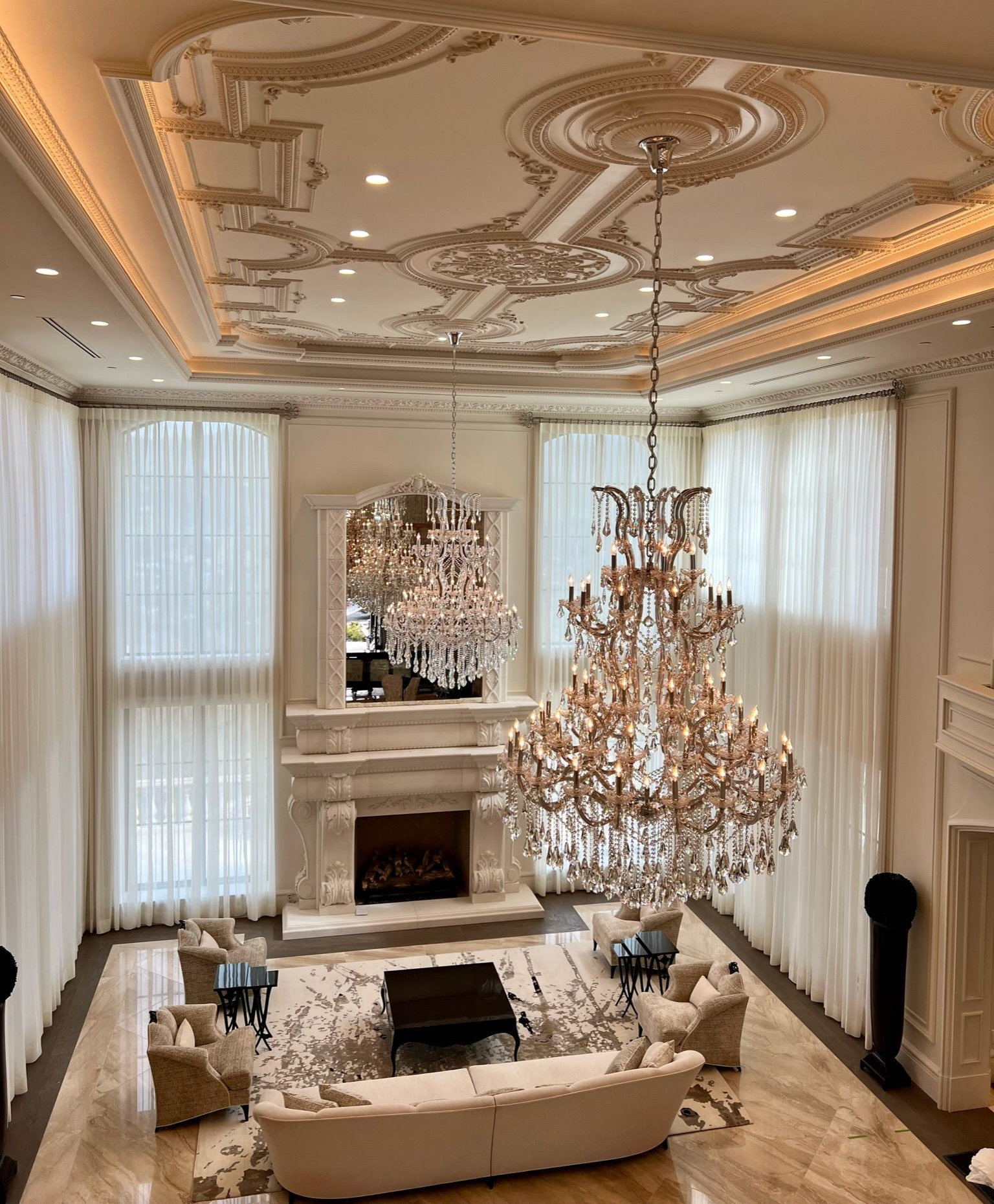 Transitional European luxury living room
