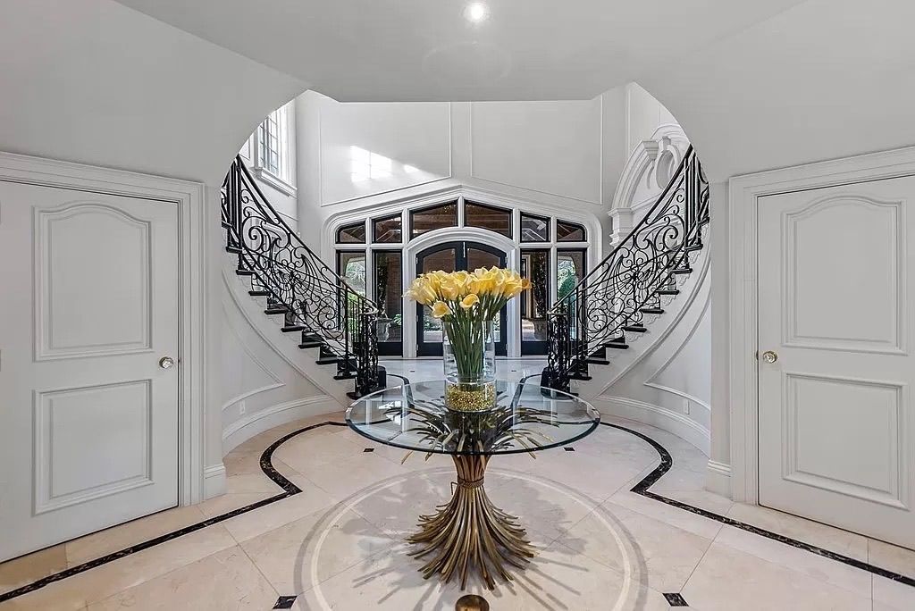 Traditional Style Estate