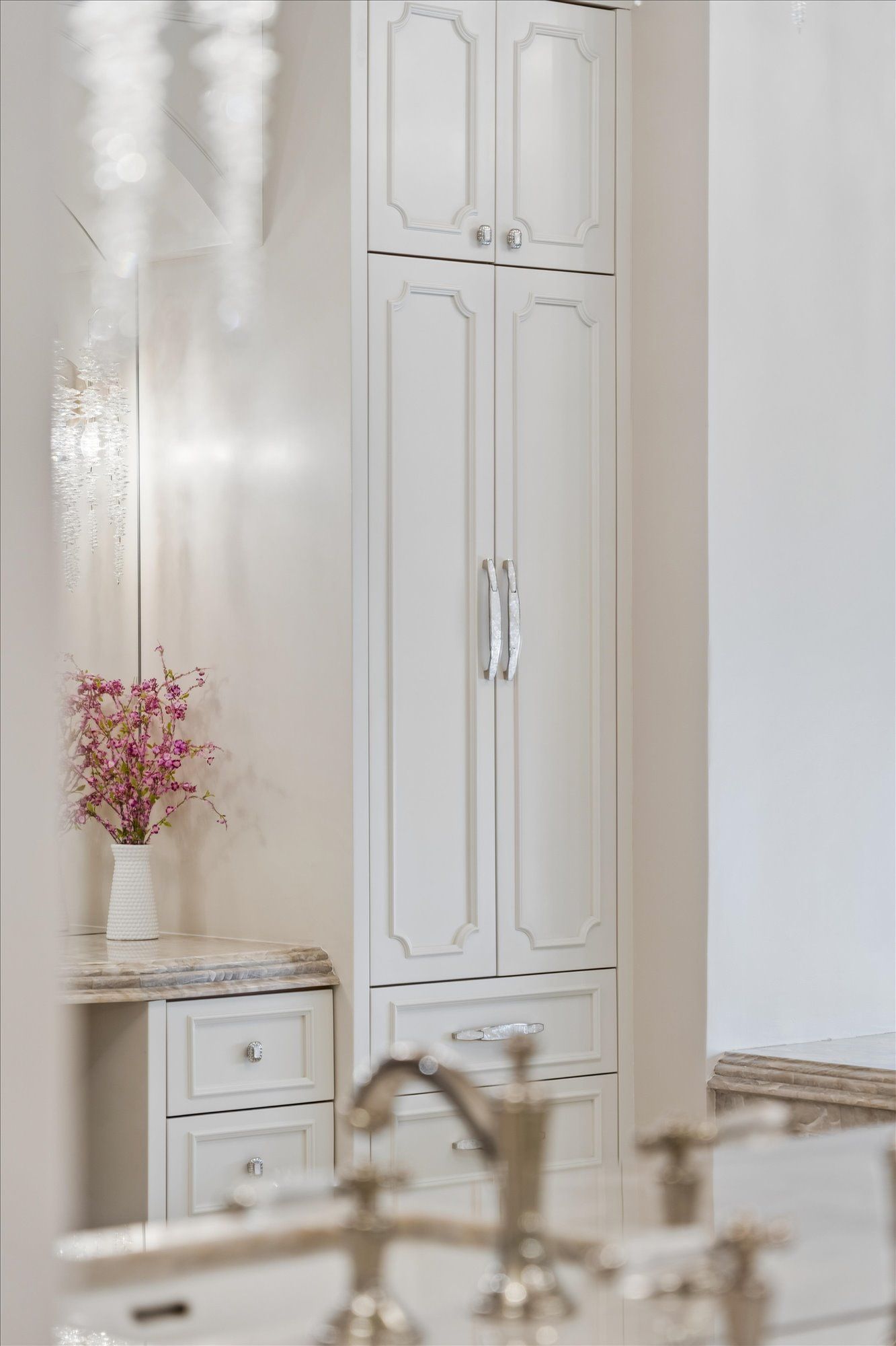 Custom cabinetry design by Fratantoni Interior Designers