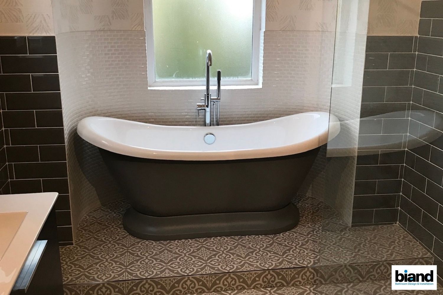 deep bath