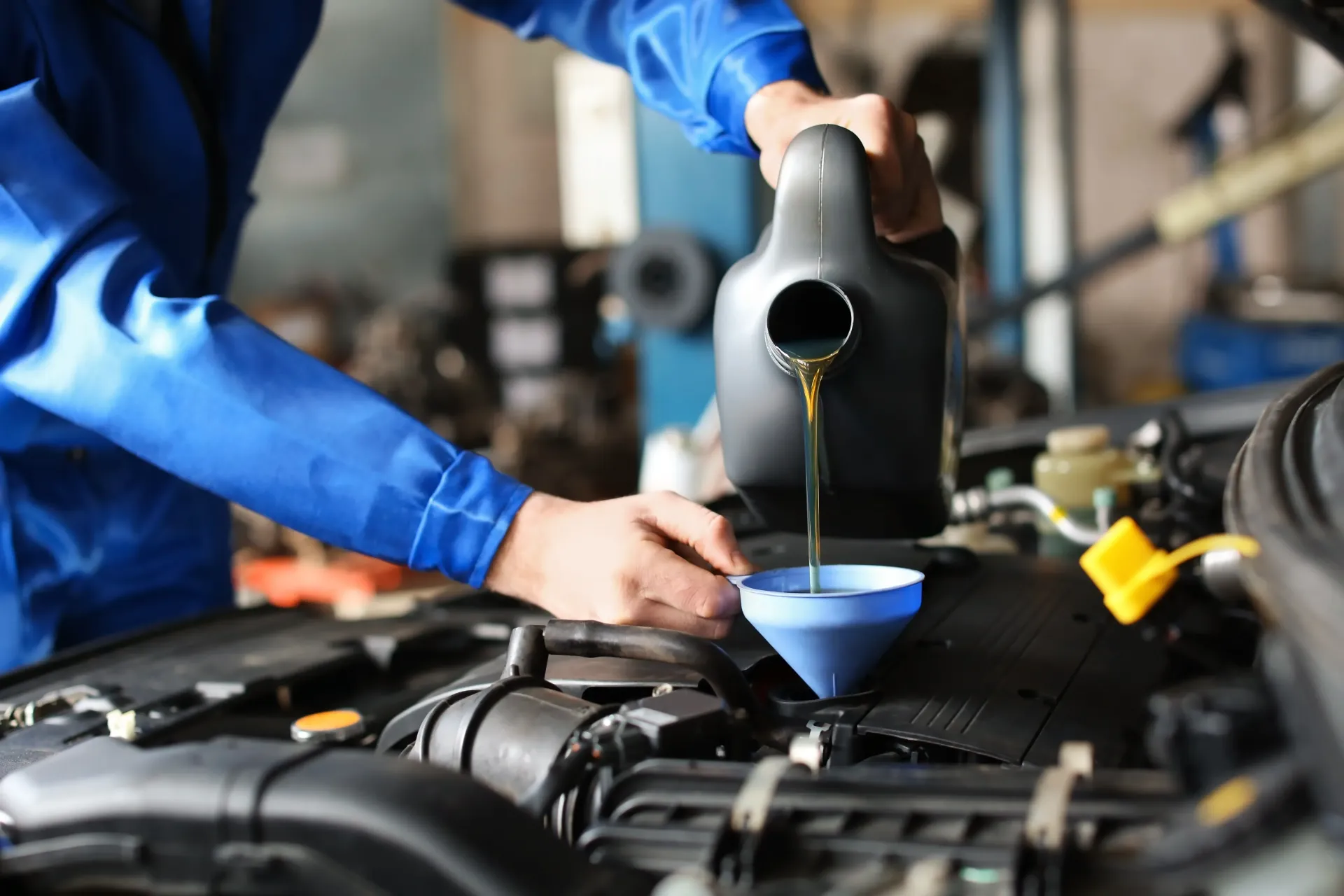 Oil Changes in Dalzell, SC | Masters Auto Group