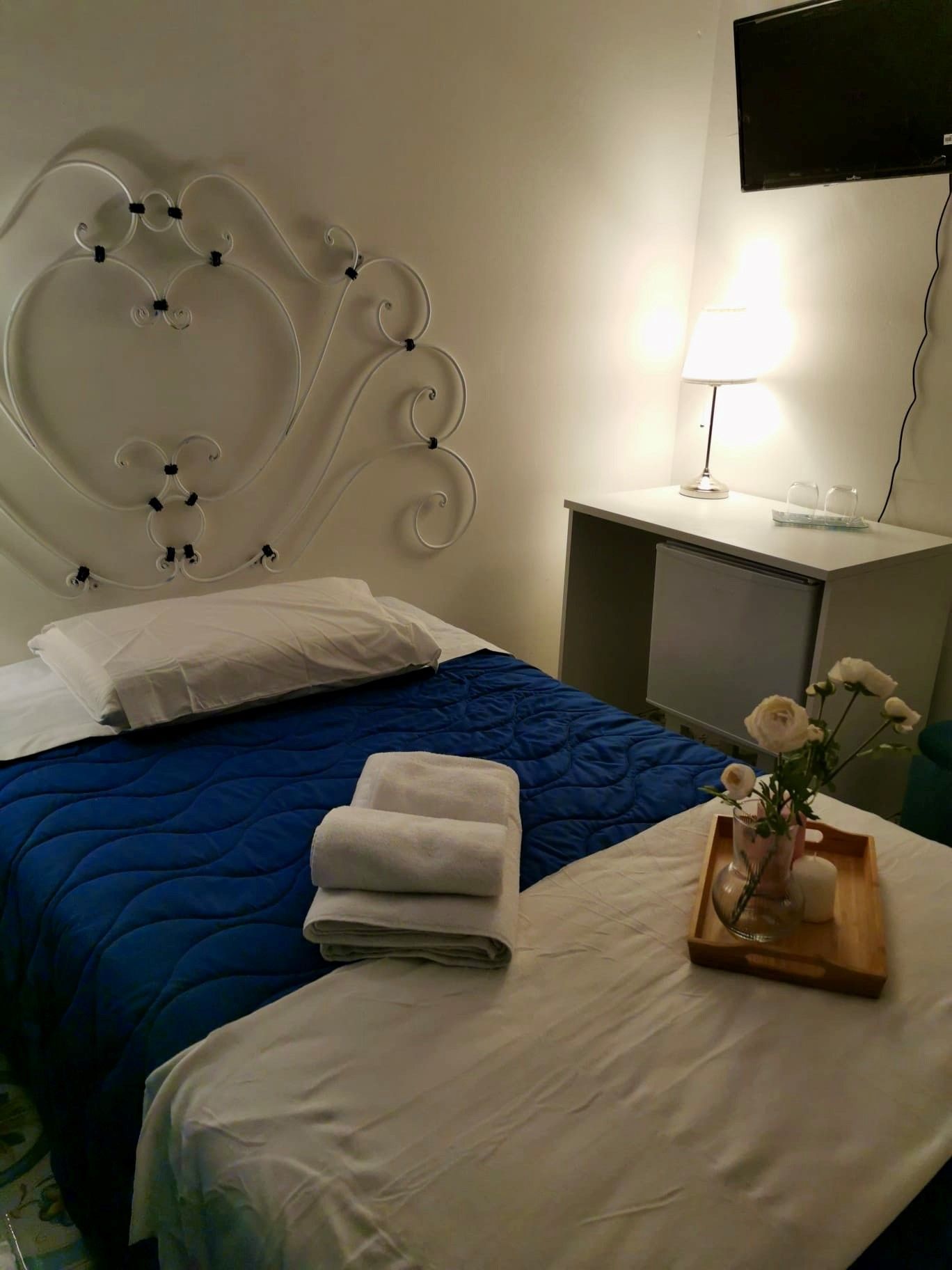 letto camera Nisida
