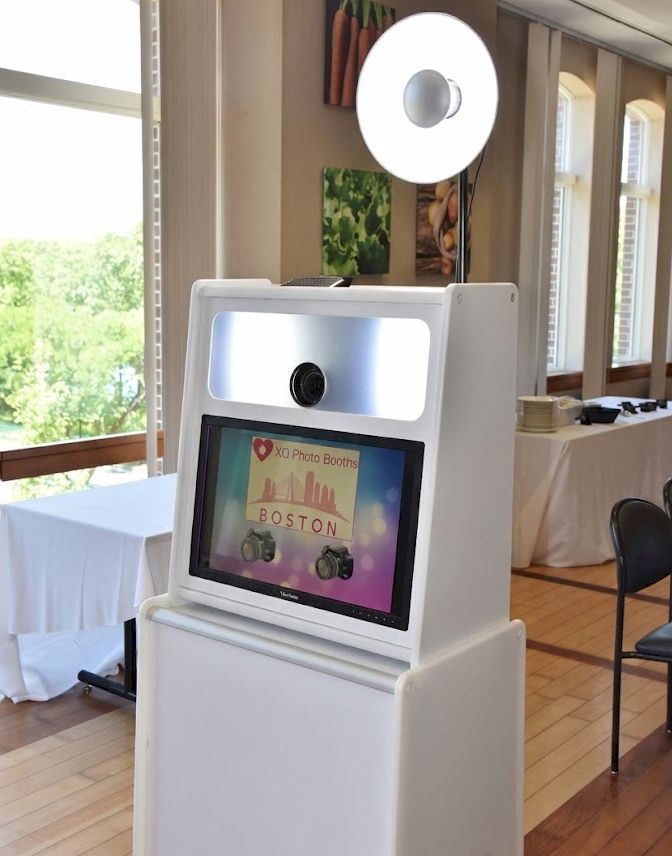 traditional photo booth kiosk nh rental