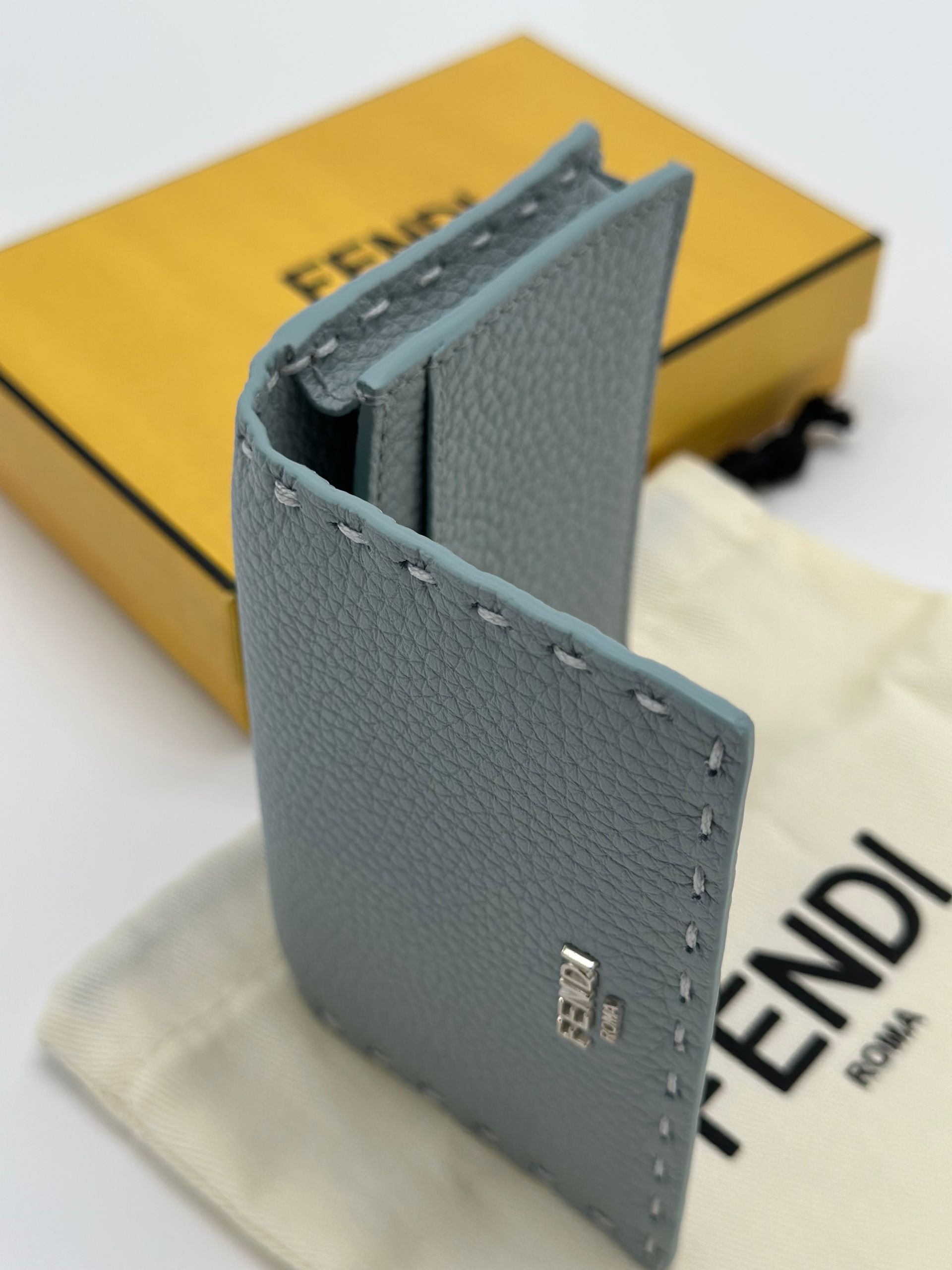 財布・小物その他 FENDI Air Force Bile Leather Card Holder Fendi Leather Card Case (Blue)