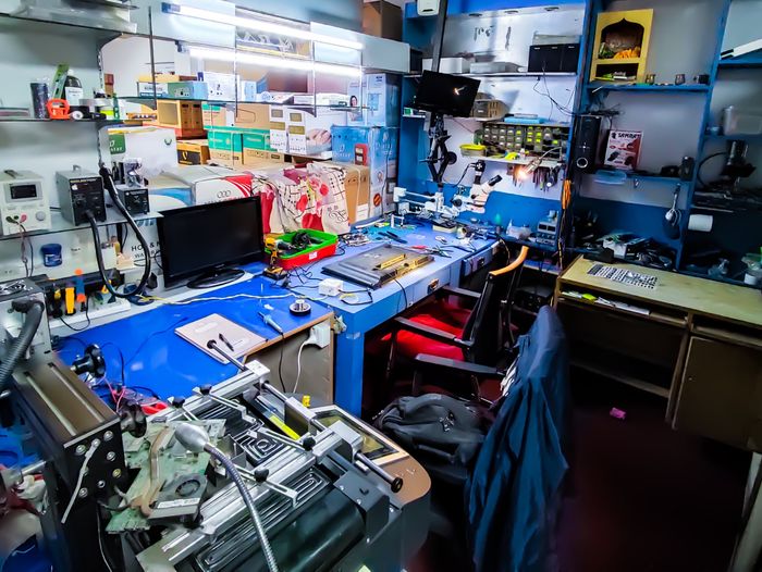 laptop repair center