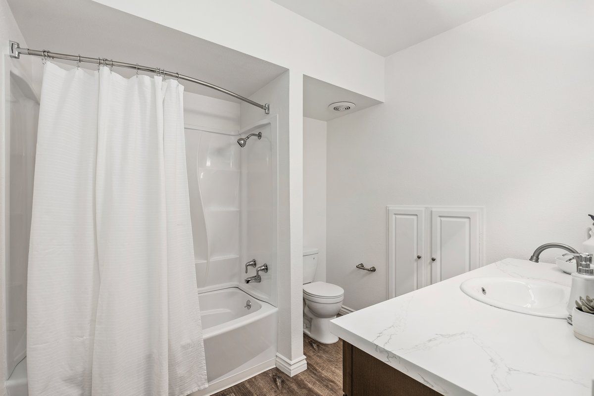 Clearbrook Lane property image of interior bathroom