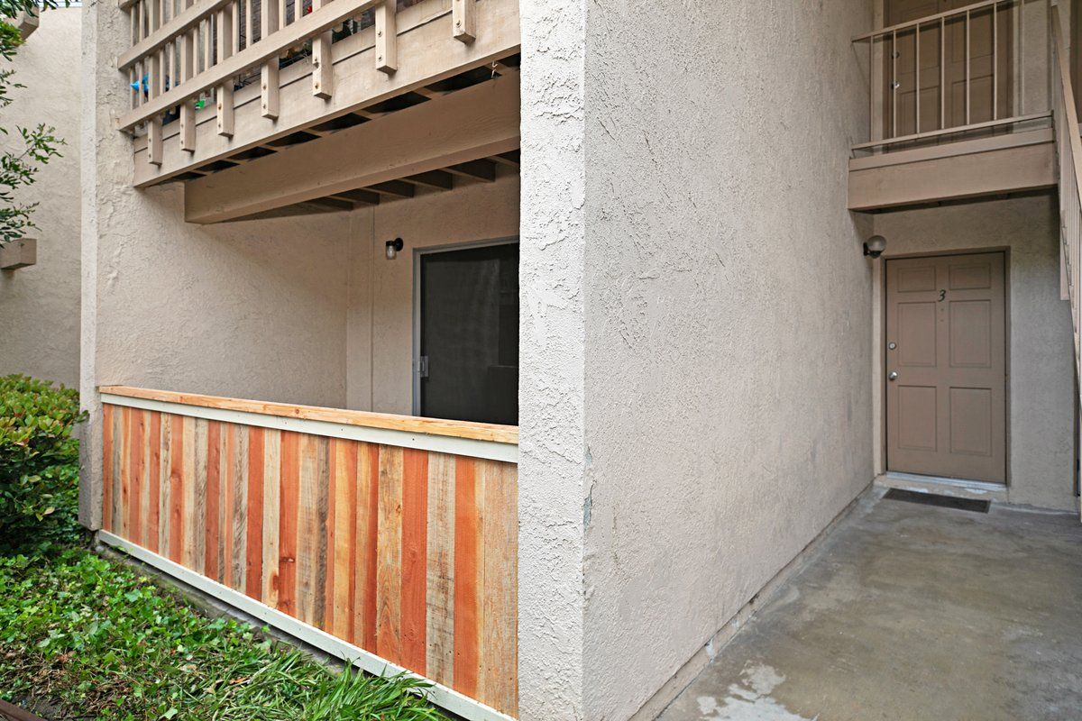 Villa Medera Apartments property photo of exterior parking
