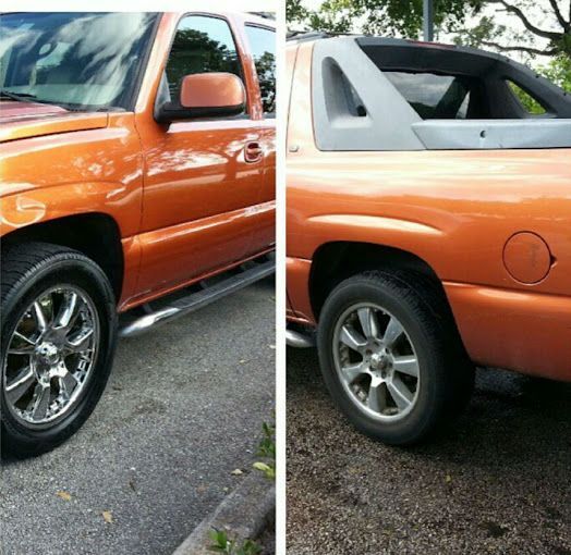 Two pictures of an orange truck parked next to each other