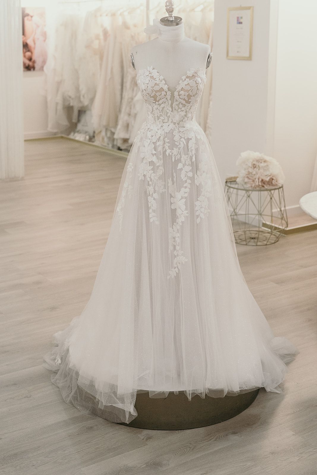 Abito da sposa a Milano di StileLibero Cerimonia