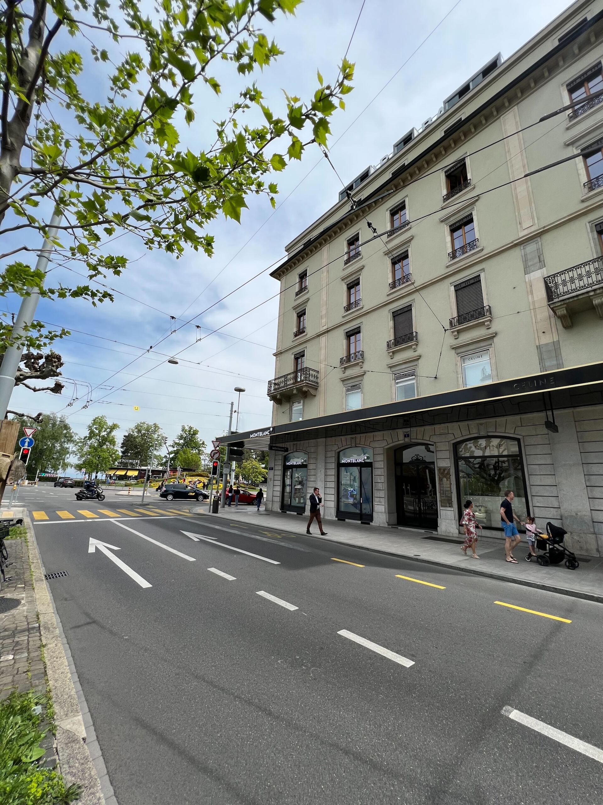 Dini & Lardi lawyers port square