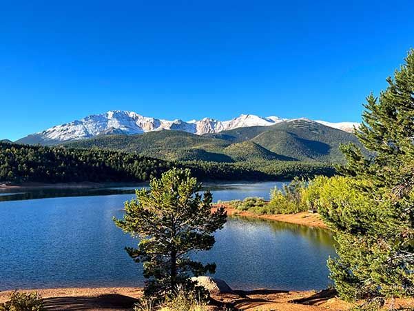 Pikes-Peak-Tour-Views

