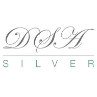 Logo DSA SILVER con la scritta corsiva stilizzata "DSA" sopra la scritta "SILVER" in un font sans-serif color verde acqua.