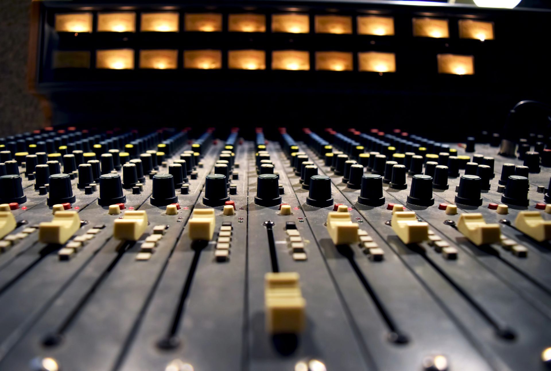  Internet Radio Station Hosting in Kansas City, MO