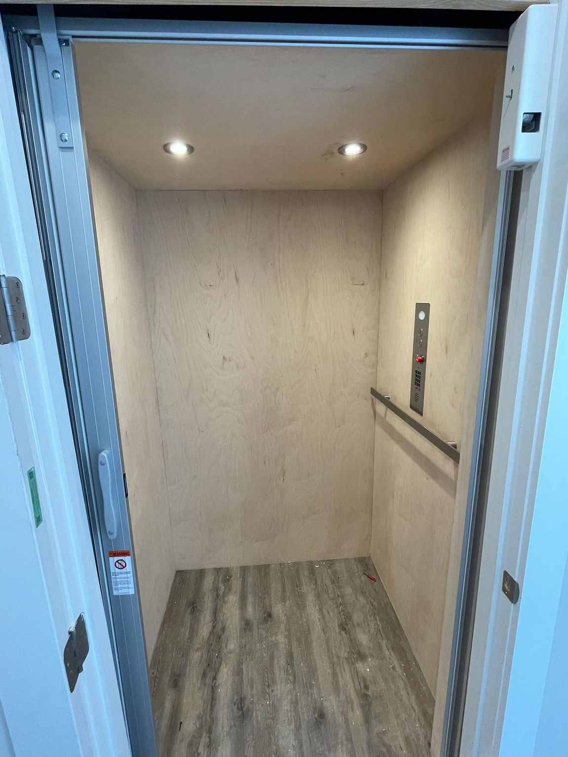 Open Elevator